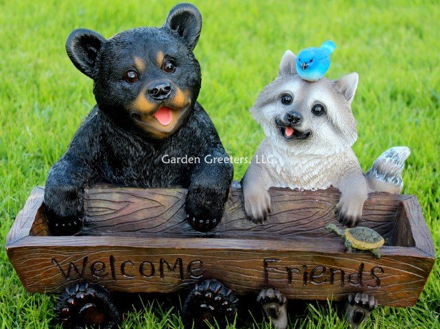 picture of BEAR RACOON BIRD FEEDER/BIRDBATH - Click Image to Close