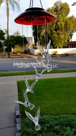 picture of HUMMINGBIRD SOLAR MOBILE WITH GLASS PLATE - Click Image to Close