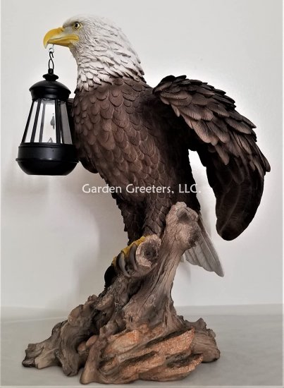 picture of SOLAR AMERICAN BALD EAGLE AMERICAN EAGLE WITH SOLAR LIGHT - Click Image to Close