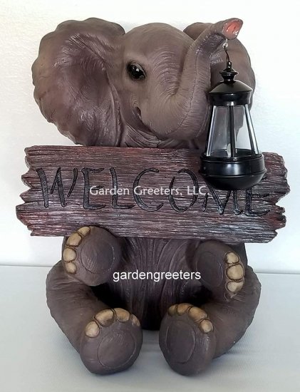 picture of SOLAR ELEPHANT WITH WELCOME SIGN STATUE - Click Image to Close