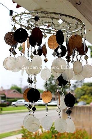 picture of WHITE/GOLD/BLACK CAPIZ WIND CHIMES - Click Image to Close