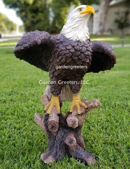 picture of LARGE AMERICAN BALD EAGLE STATUE - Click Image to Close