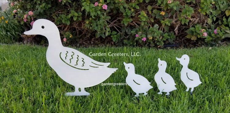 picture of METAL GOOSE/DUCK FAMILY - Click Image to Close